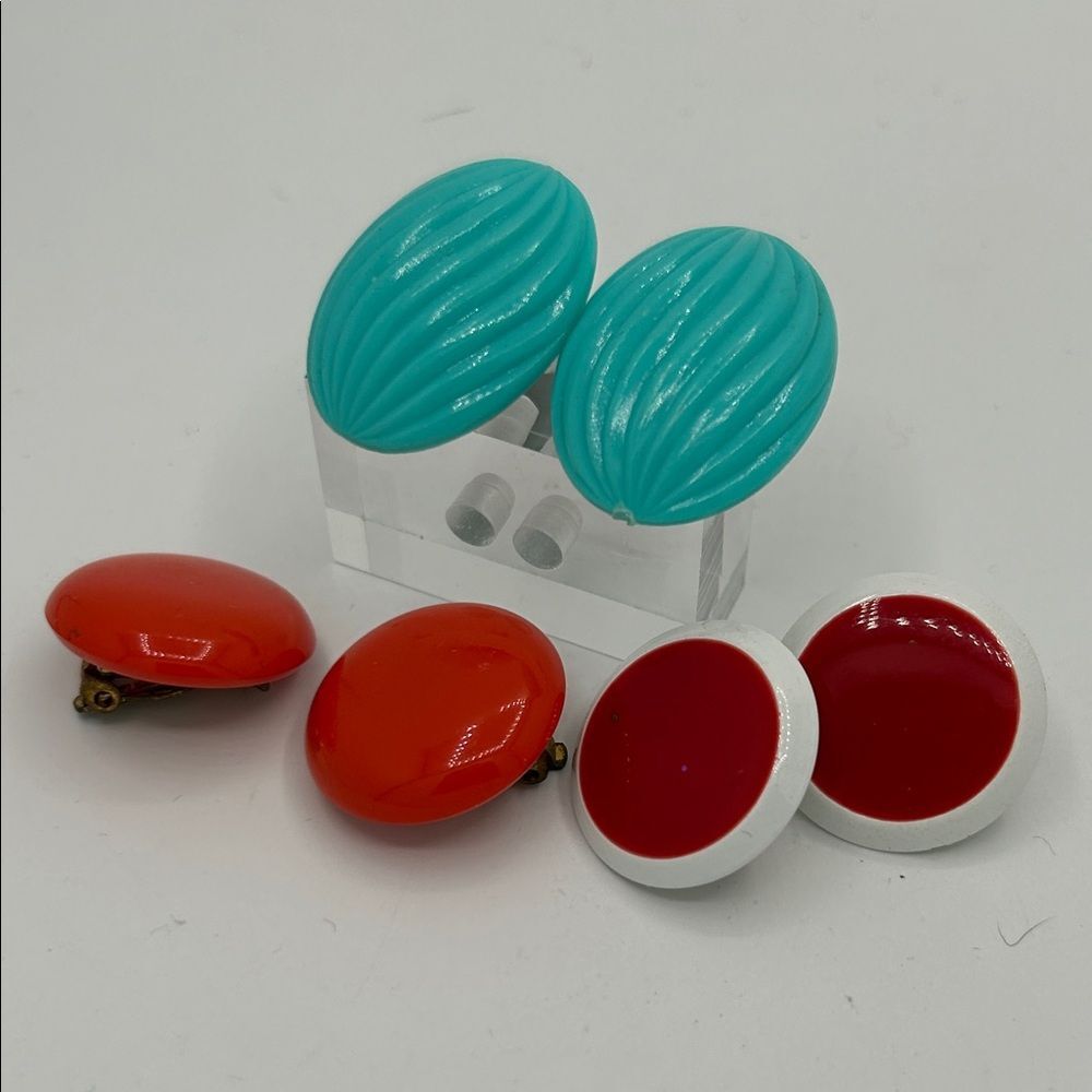 Vintage Signed Earring Set - primary colors for a statement look